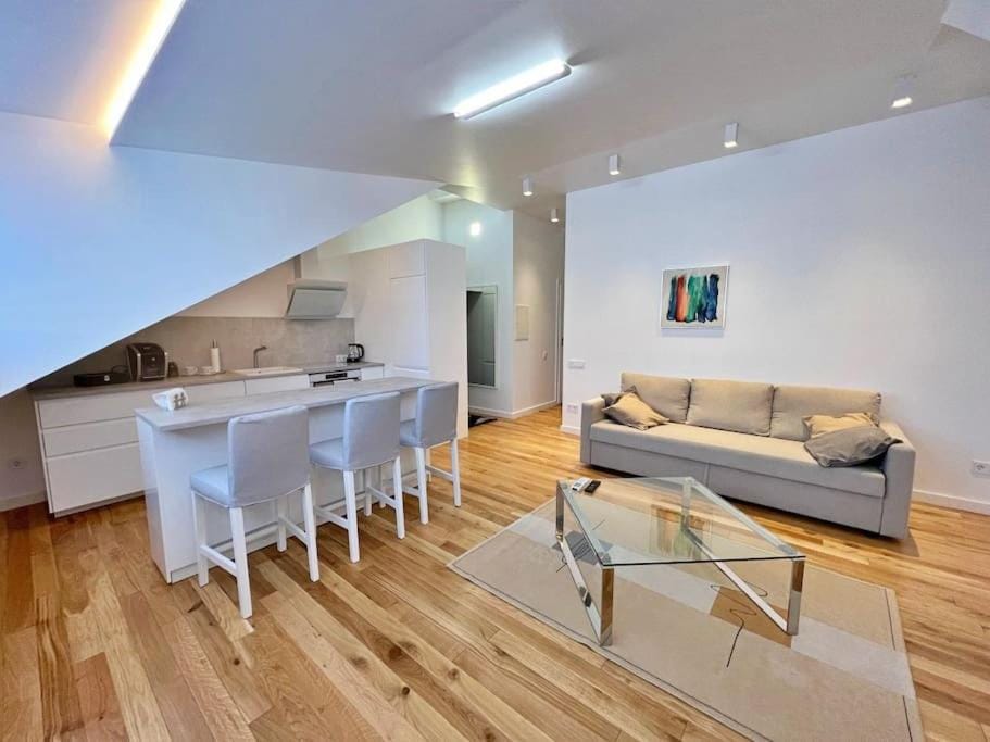 Kitchen or kitchenette, Living room, Seating area