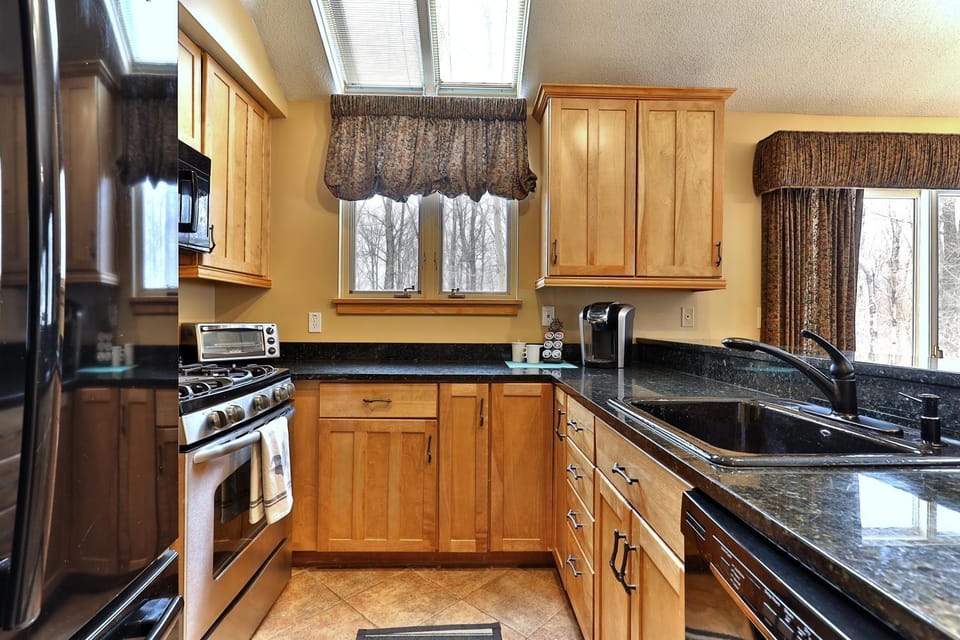 The Woods by Killington Vacation Rentals - 3 Bedrooms Apartment in Mendon