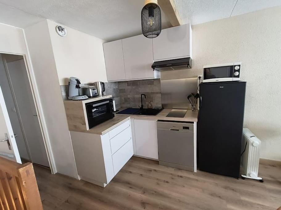 Kitchen or kitchenette, dishwasher, minibar, pet friendly, stove, toaster