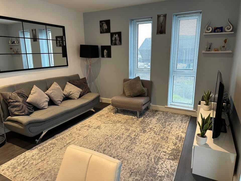 Communal lounge/ TV room, TV and multimedia, Living room, Photo of the whole room, Seating area, Evening entertainment