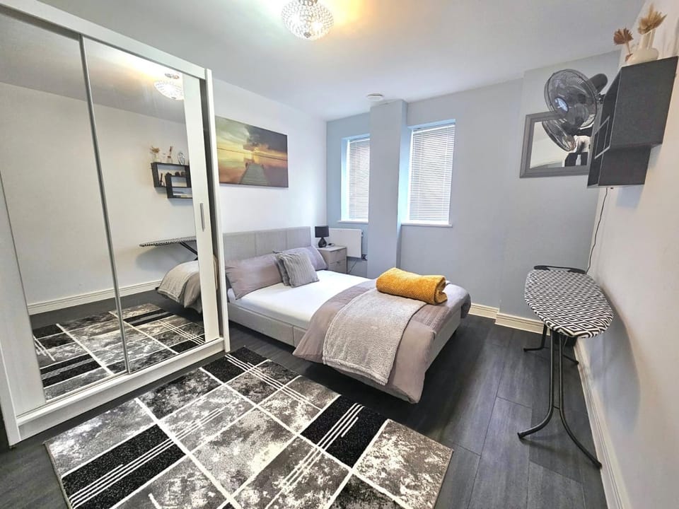 ABBA Views Apartment in London