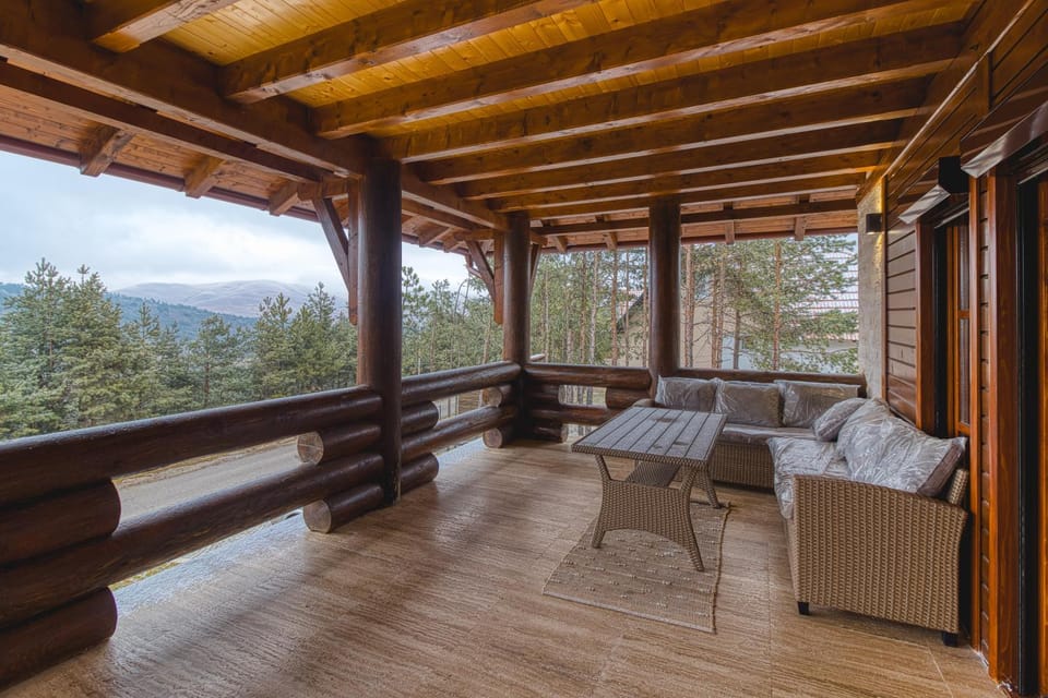 Patio, Day, Natural landscape, View (from property/room), Balcony/Terrace, Balcony/Terrace, Seating area, Mountain view