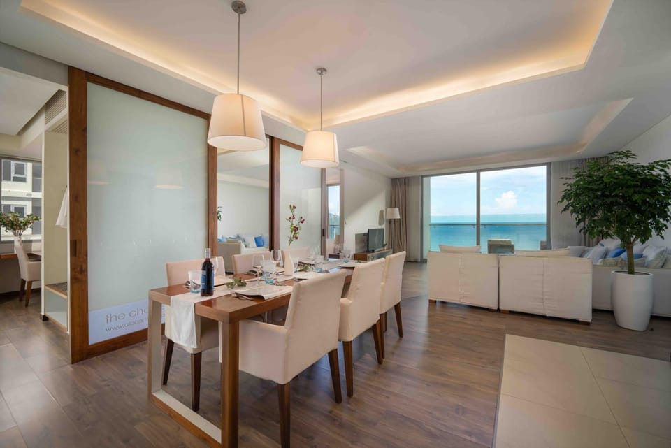 Natural landscape, Living room, Seating area, Sea view