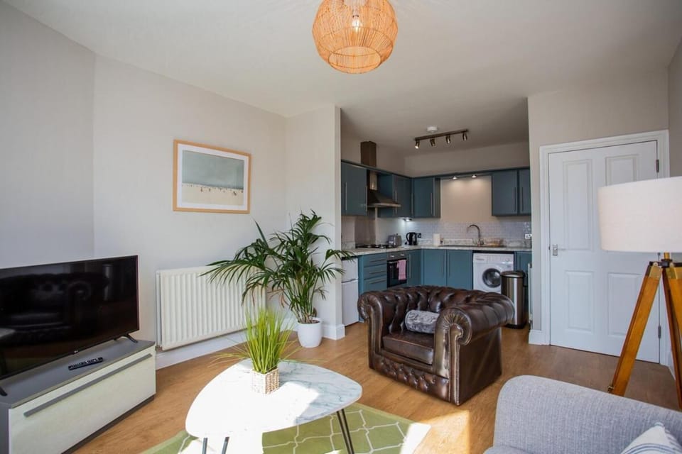 Whitey Bay Coastal Bliss Apartment in Whitley Bay
