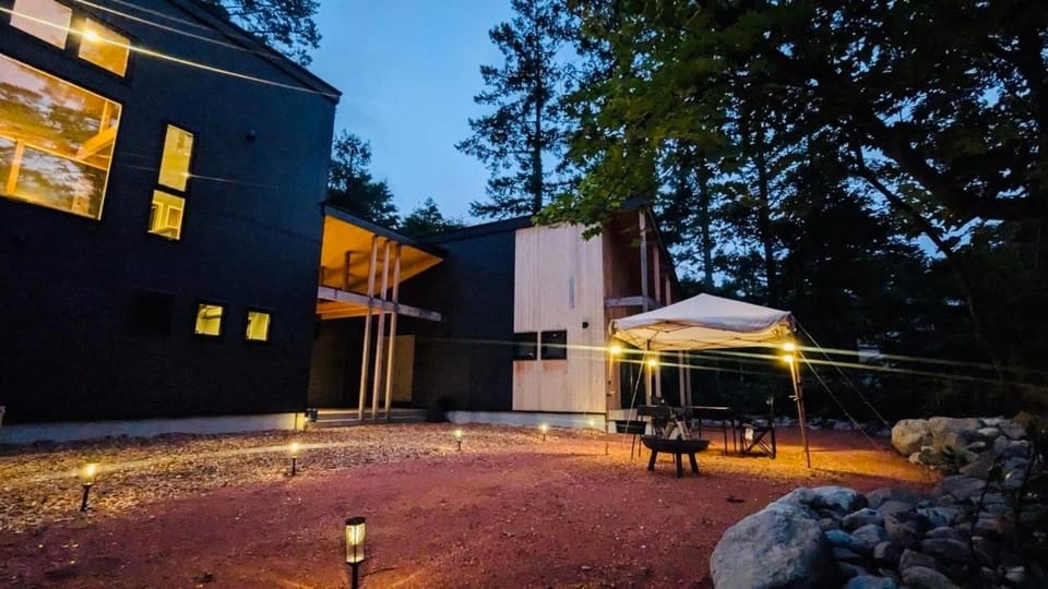 Oradoro House by Jade Group House in Hakuba