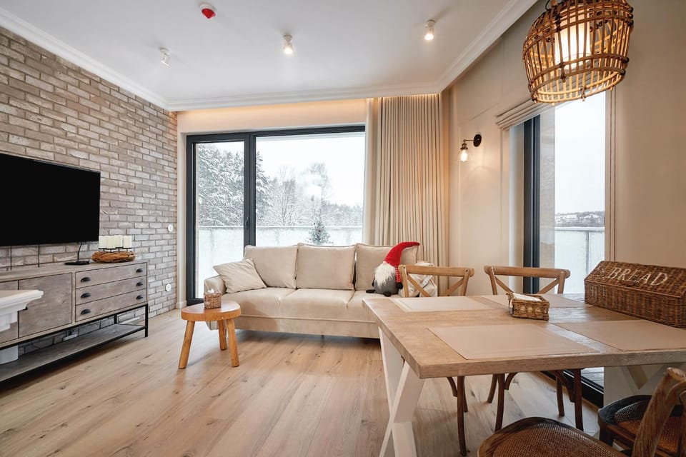 Communal lounge/ TV room, Living room, Seating area, Dining area