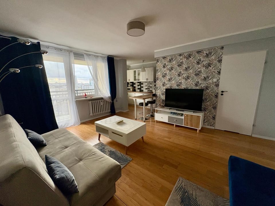 Communal lounge/ TV room, TV and multimedia, Seating area