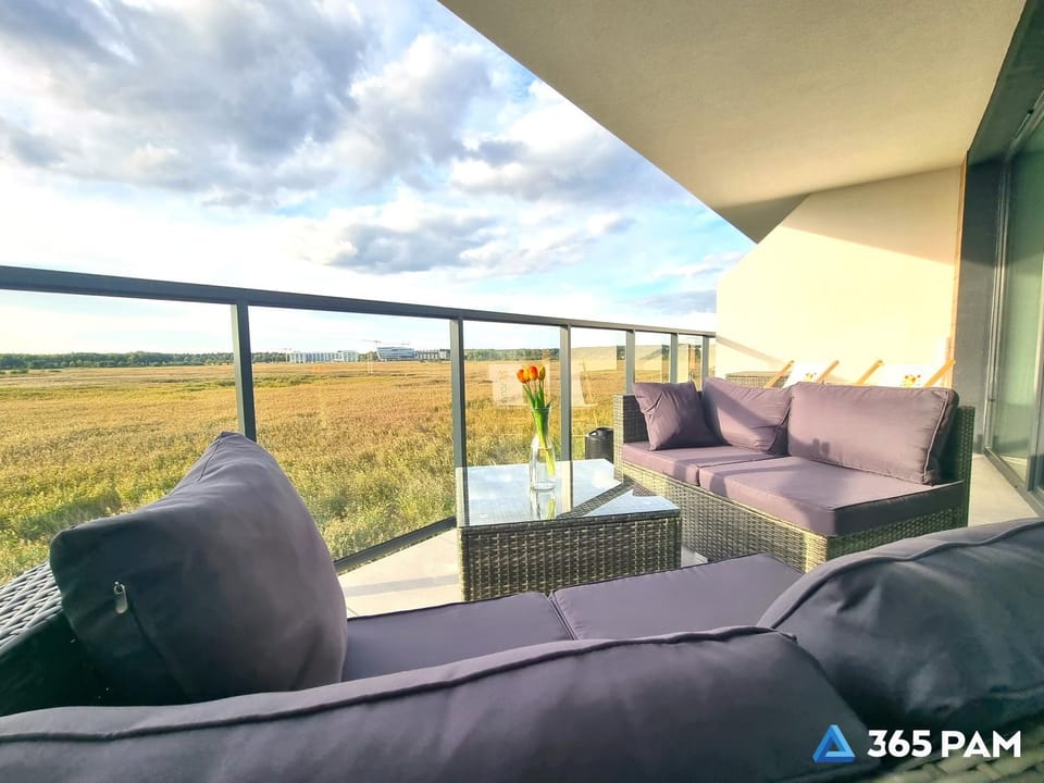 Day, Natural landscape, View (from property/room), Balcony/Terrace