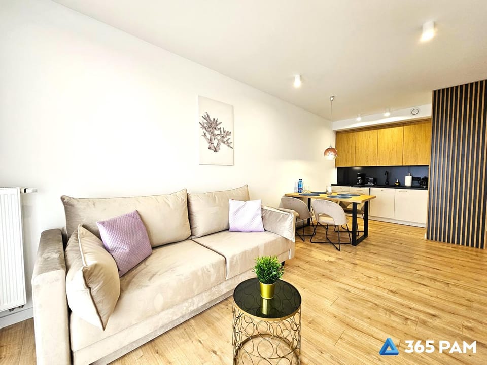 Kitchen or kitchenette, Living room, Seating area, Dining area, stove