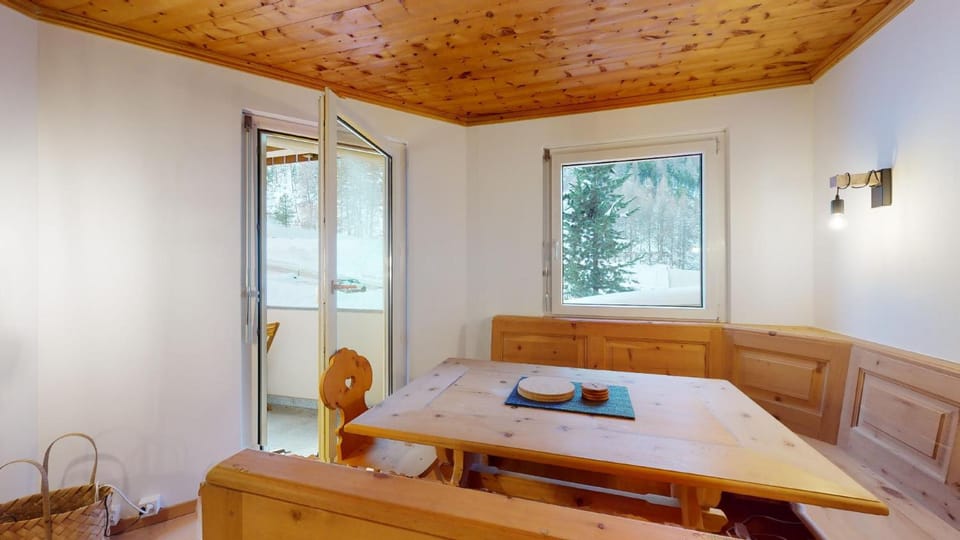 Abitaziun Ruinatsch 22 - St Moritz Apartment in Saint Moritz