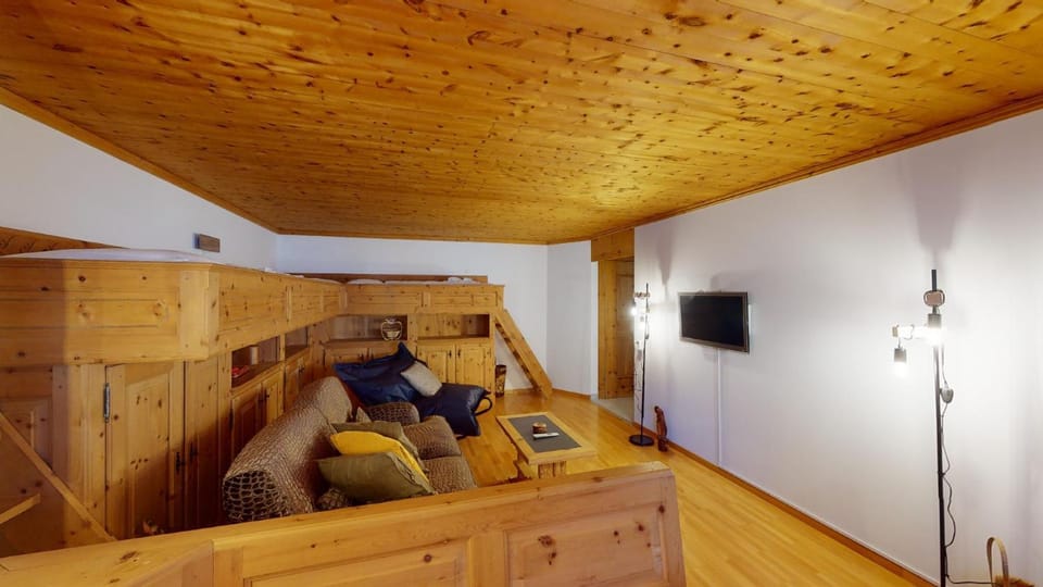 Abitaziun Ruinatsch 22 - St Moritz Apartment in Saint Moritz
