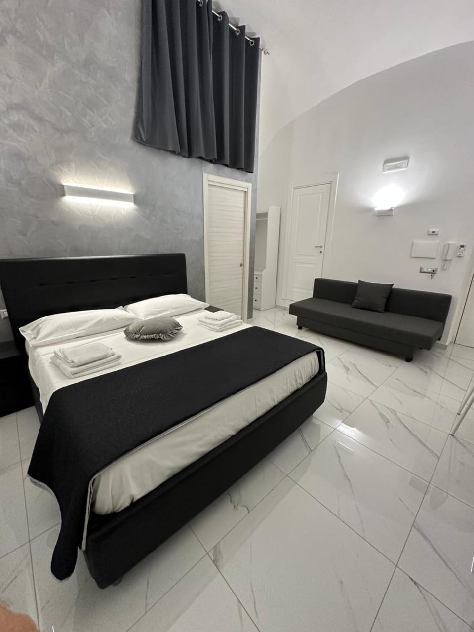 La Casetta - Rooms Bed and Breakfast in Naples
