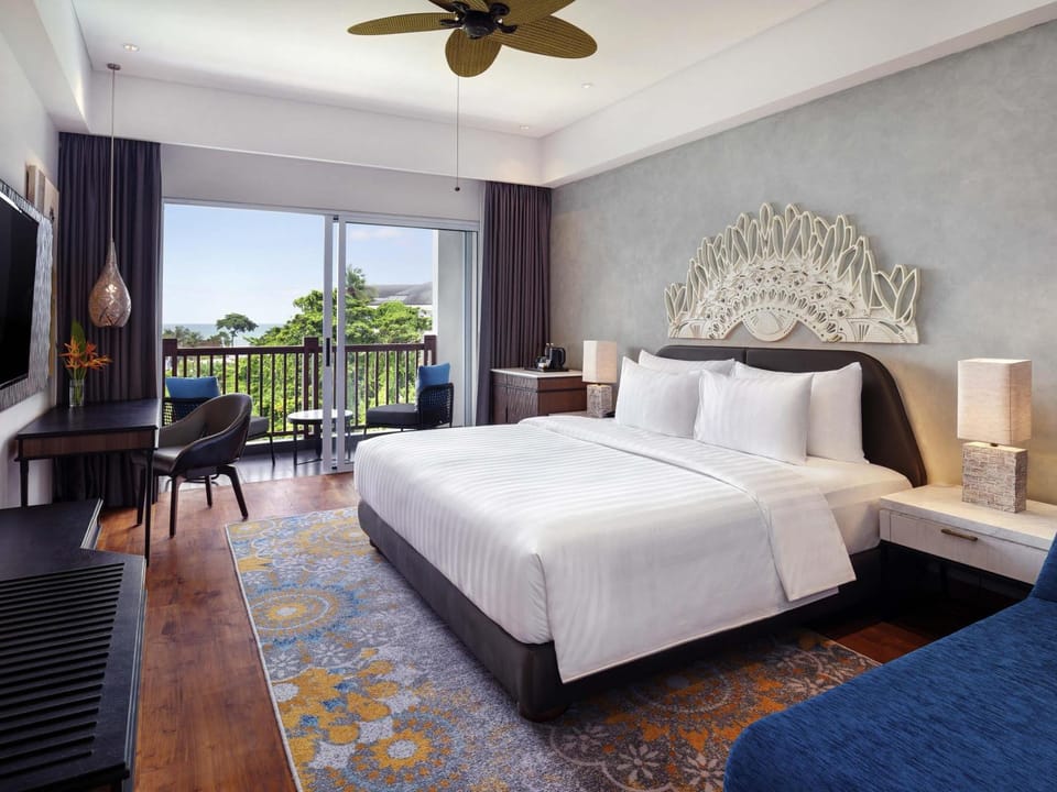 Bed, Photo of the whole room, Bedroom, Family