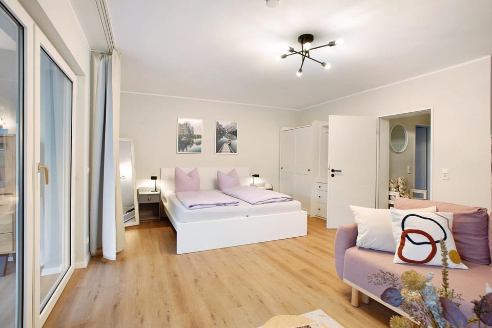 Living room, Bedroom