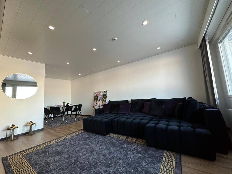 Spectacular River View - Downtown Rovaniemi Apartment in Rovaniemi