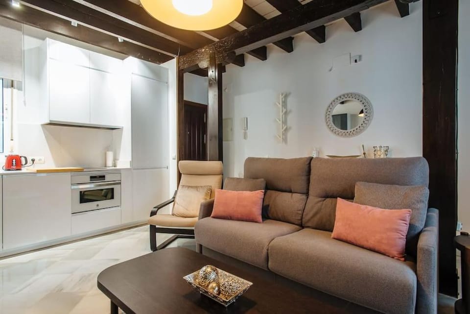 AD2B Apartment, 300m from Cathedral with 2br Apartment in Seville