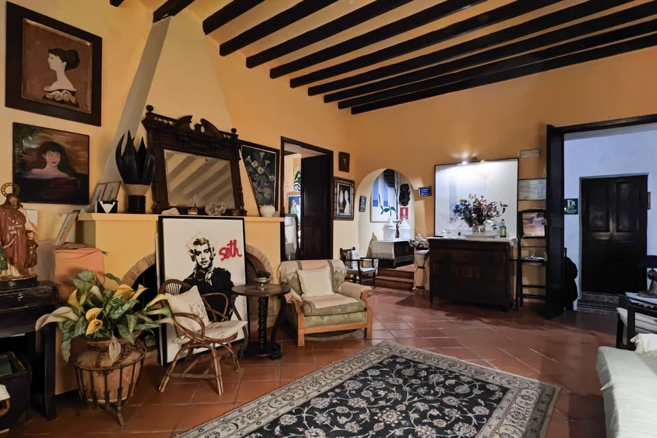 Property building, Living room