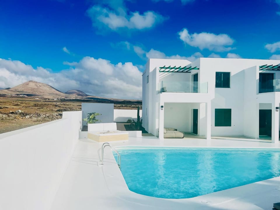 Day, Natural landscape, Mountain view, Pool view, sunbed