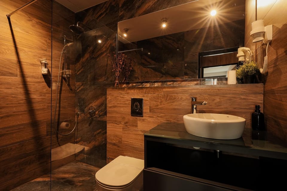 Shower, Toilet, Bathroom