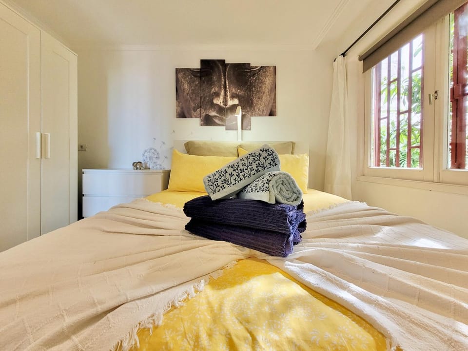 Bed, Bedroom, wardrobe