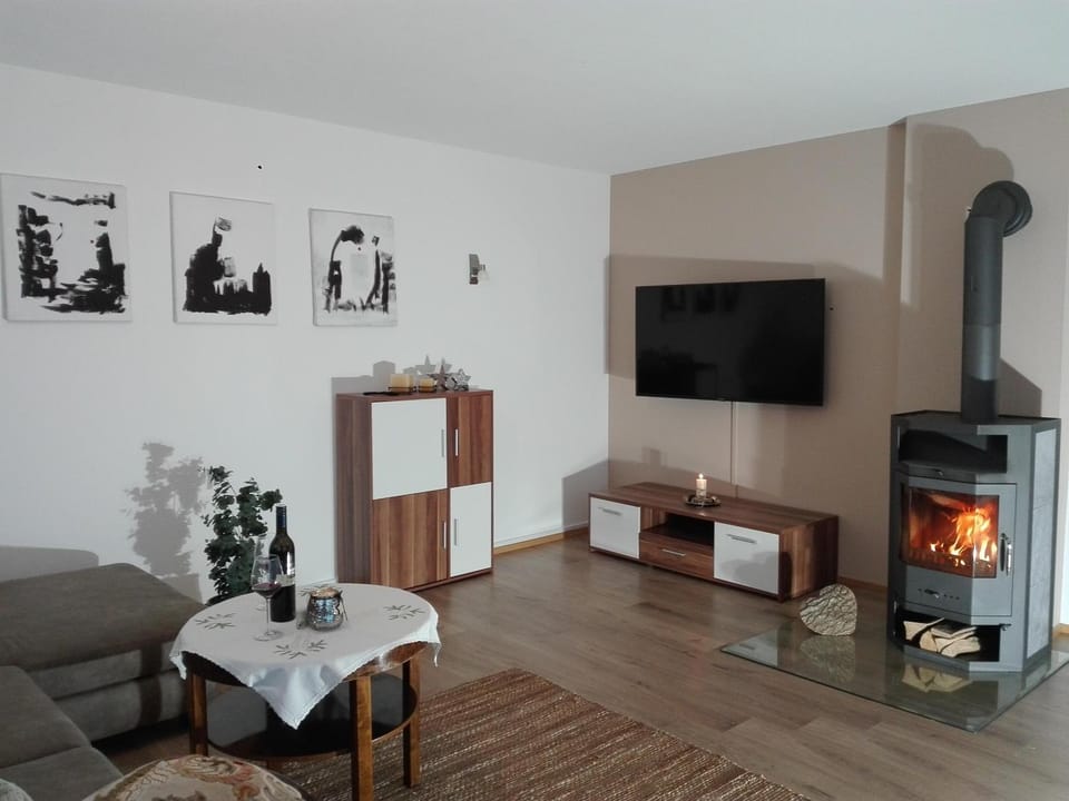 TV and multimedia, Living room, flat iron