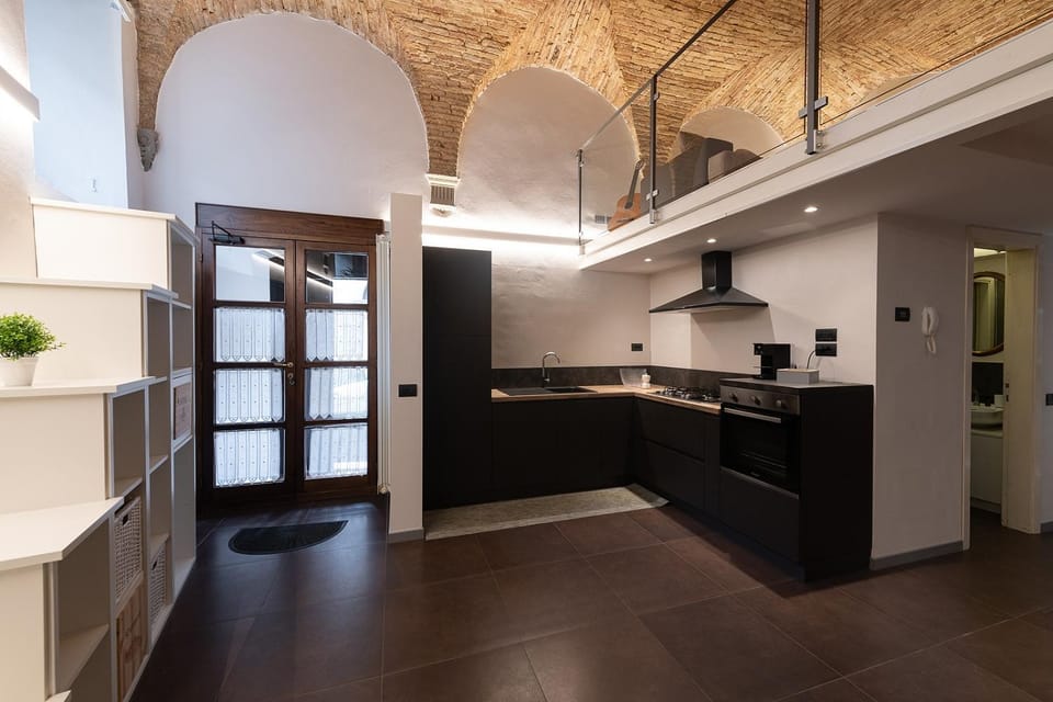 Kitchen or kitchenette, pet friendly, stove