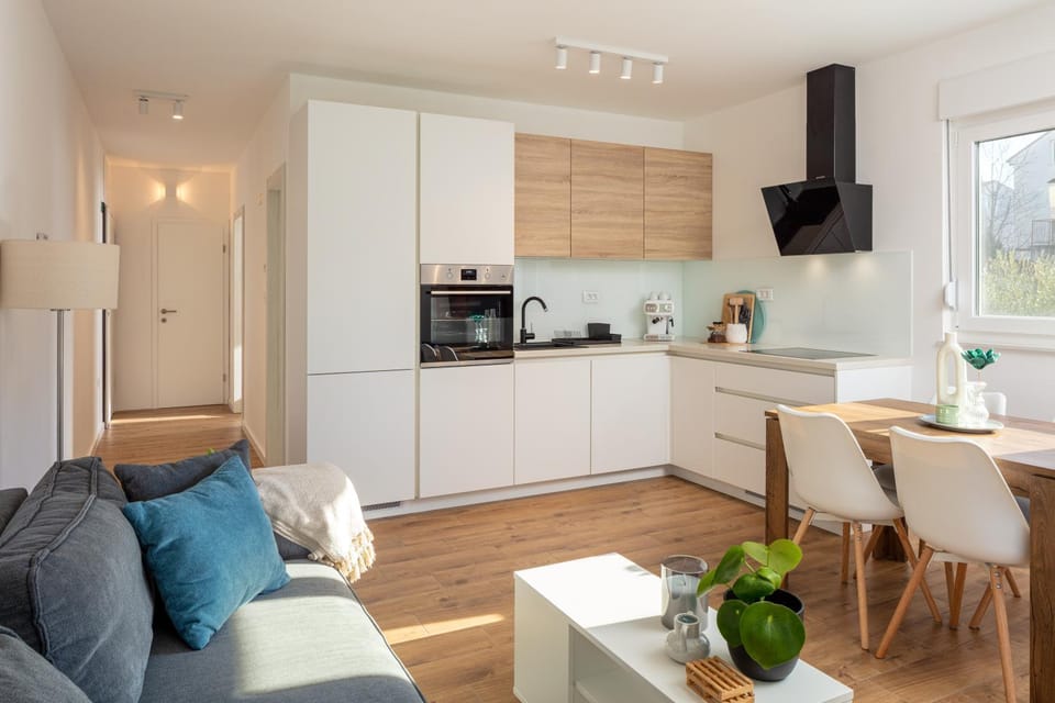 Apartment with terrace and parking near beach Apartment in Podstrana