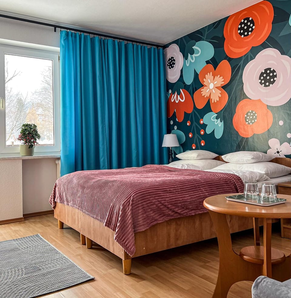 Bed, Photo of the whole room