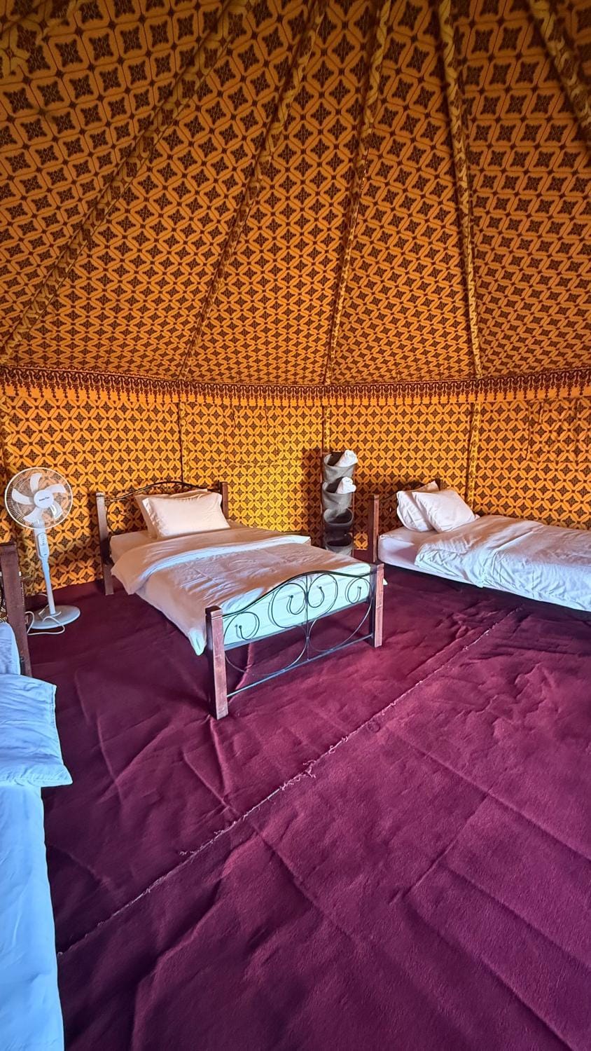 Desert waves camp Luxury tent in Oman