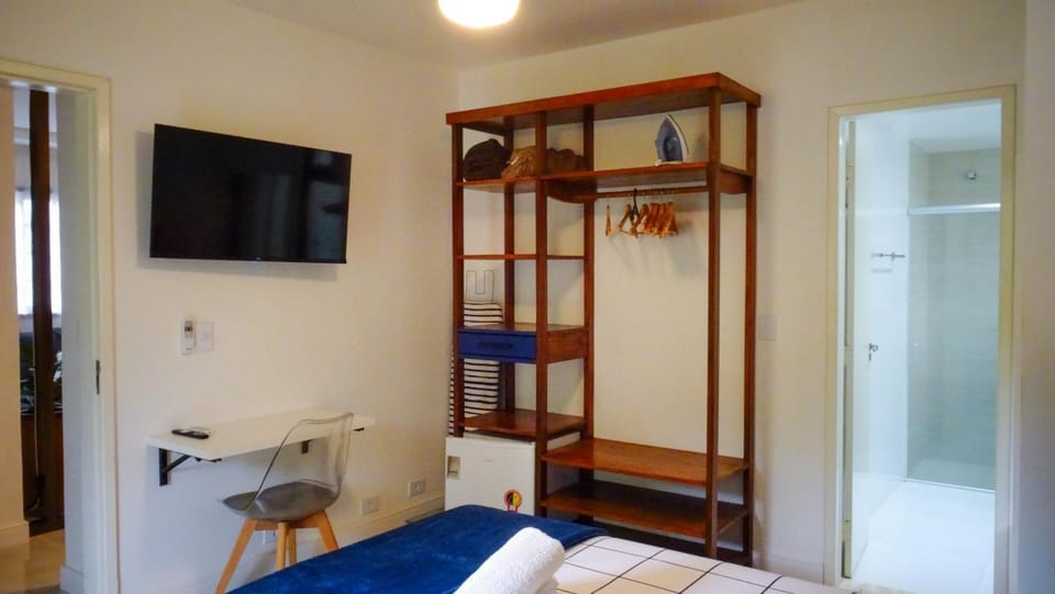 TV and multimedia, Area and facilities, locker