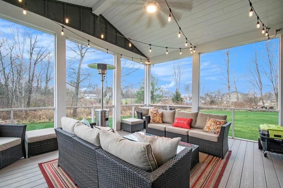 Hidden Serenity House in Sawyer