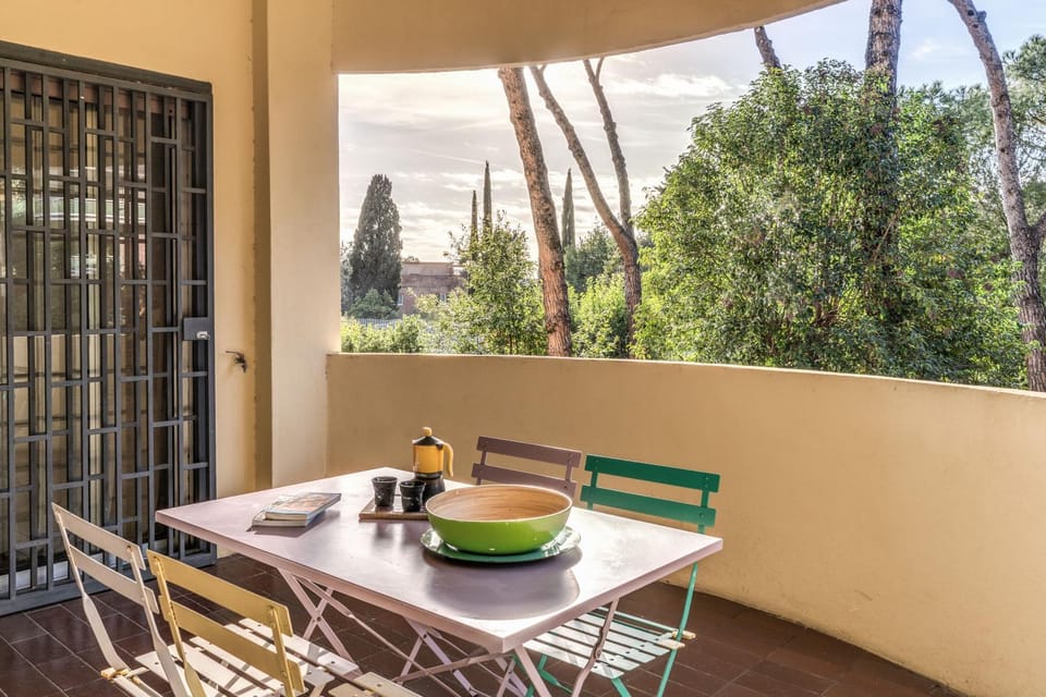 View (from property/room), Balcony/Terrace, Garden view