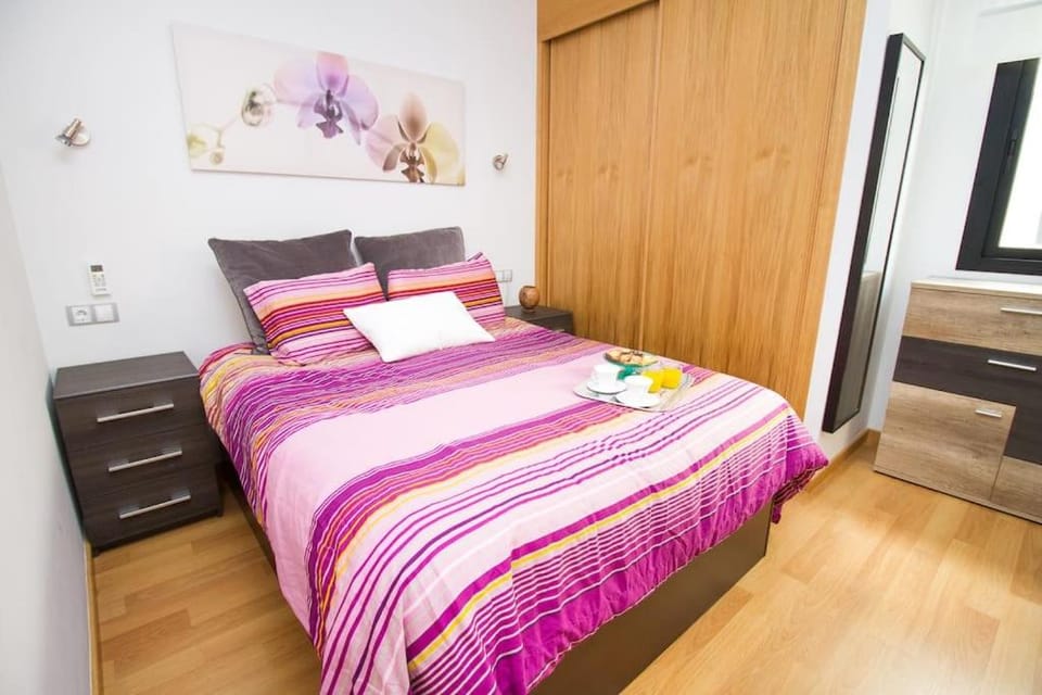 Luxury Duplex downtown Superb Terrace&Free Parking Apartment in Malaga
