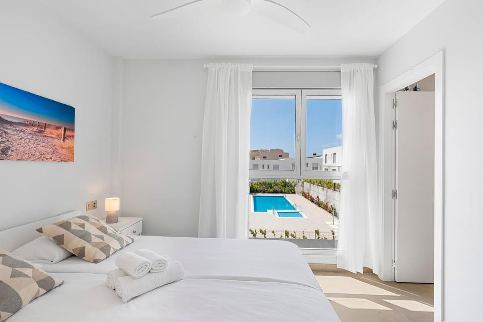 Bed, Photo of the whole room, Bedroom, Pool view, towels
