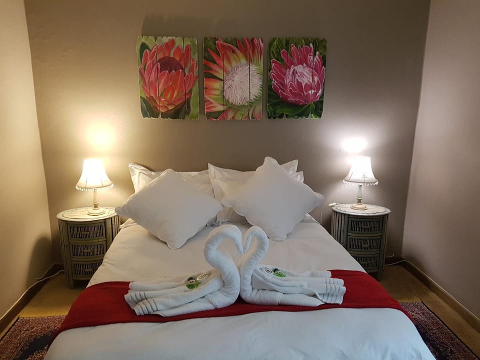 Bedroom, Garden view, towels