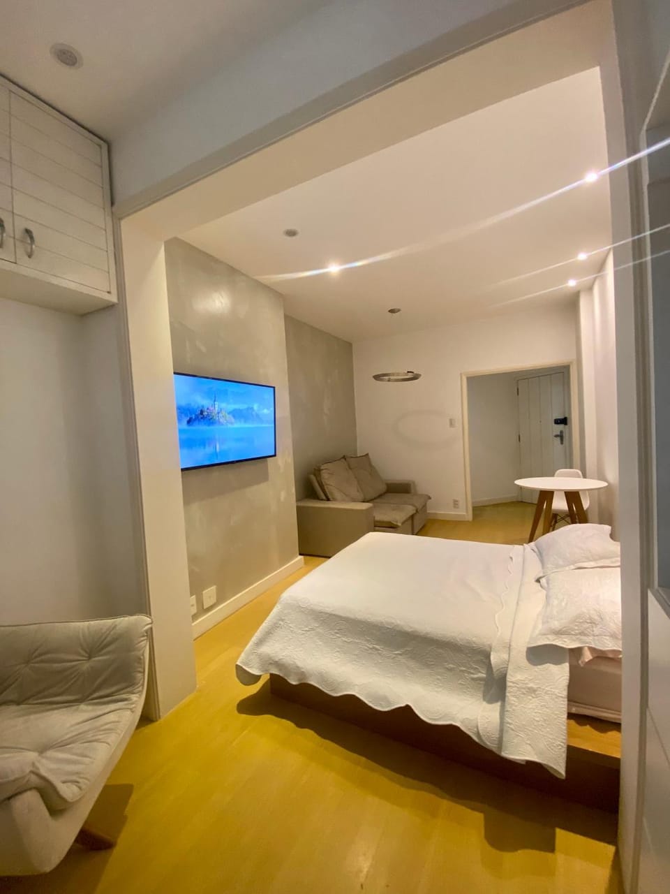Apartamento Encantador Leme - Prédio na Orla Apartment in Rio de Janeiro