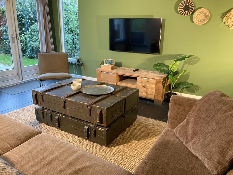 TV and multimedia, Living room