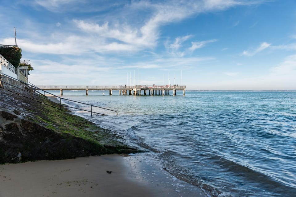 Nearby landmark, Natural landscape