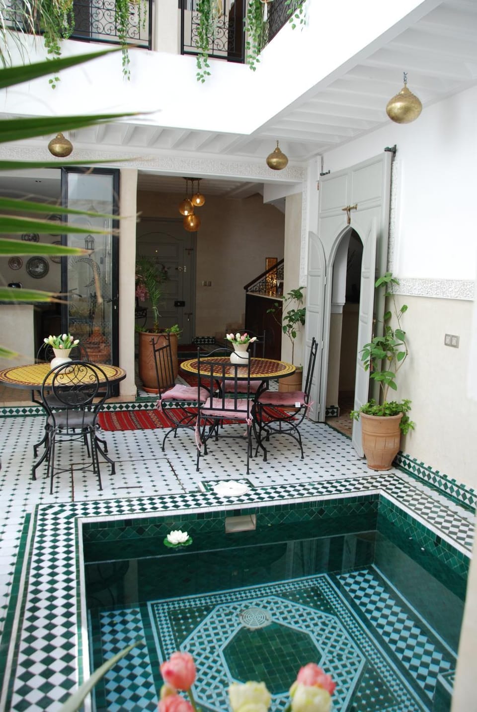 Patio, Dining area, Swimming pool, Swimming pool