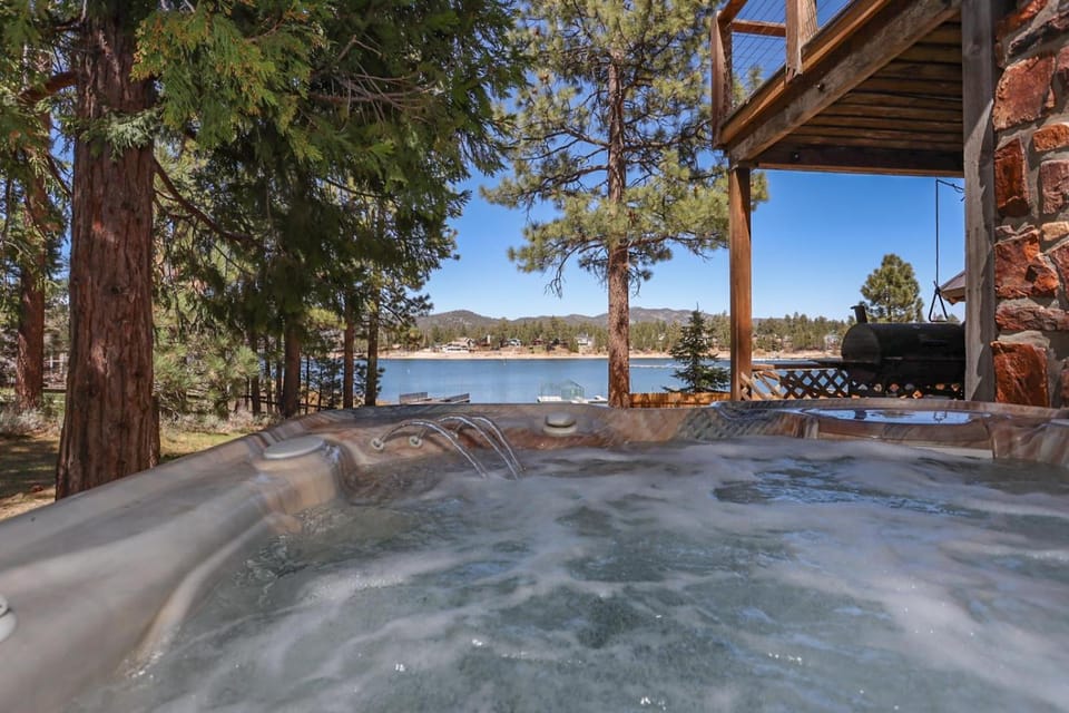 Hot Tub, Hot Tub, Lake view
