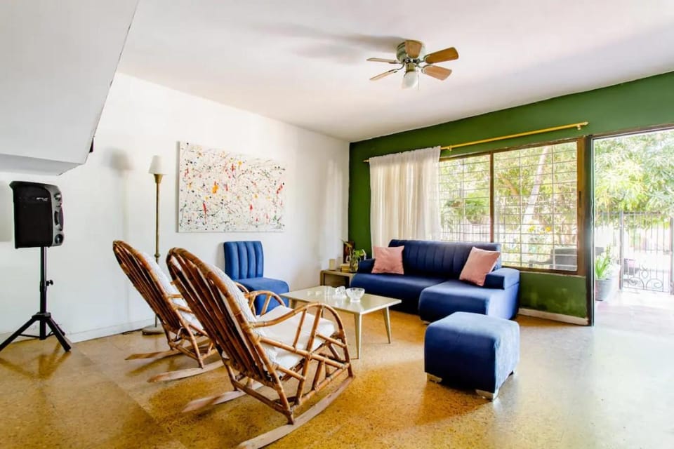 Living room, Internal: Not applicable to any particular room