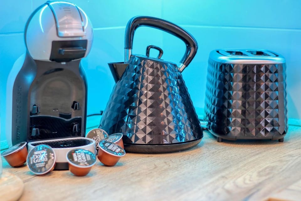 Coffee/tea facilities, kitchen