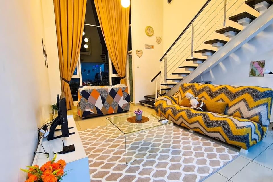 TV and multimedia, Living room, Seating area