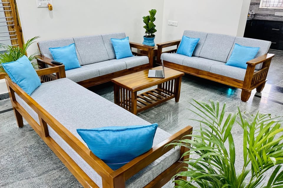 Living room, Seating area