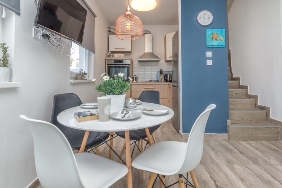 Other, Dining area
