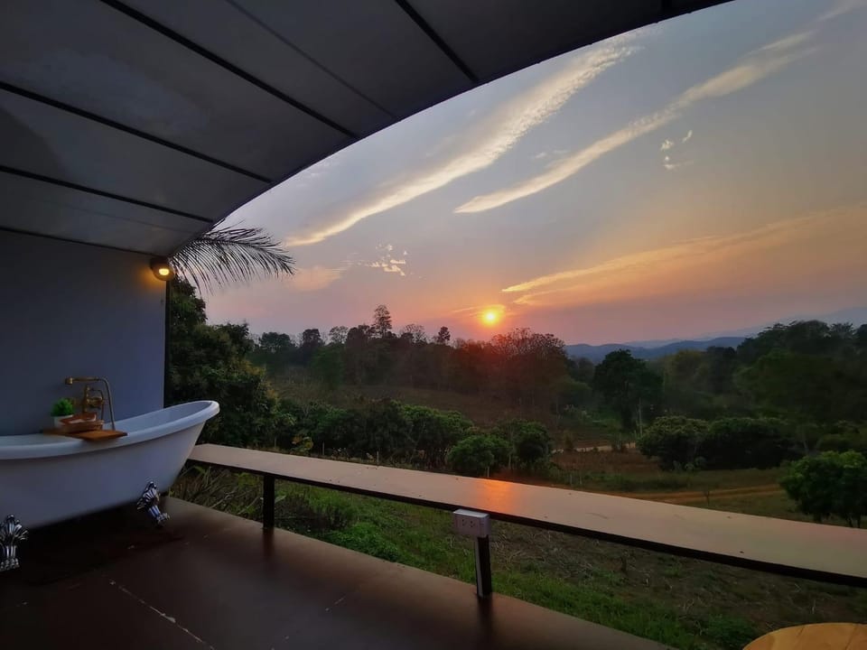 Patio, View (from property/room), Dining area, Sunset
