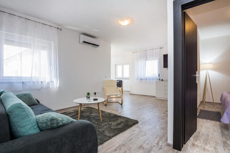 Living room, Other