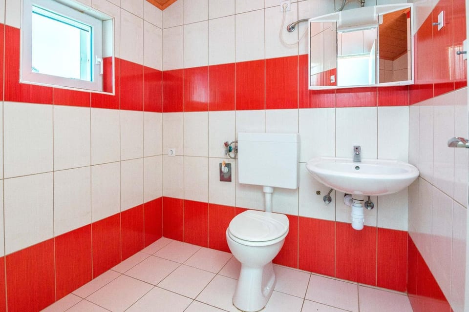 Toilet, Other