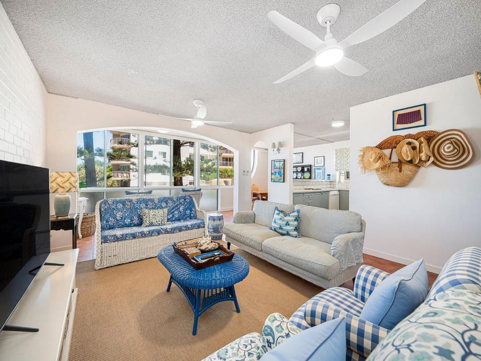 Culverston Unit 1 Kings Beach QLD House in Kings Beach