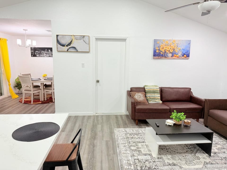 Living room, Seating area, Dining area